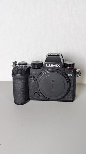 Panasonic lumix plein - s5,