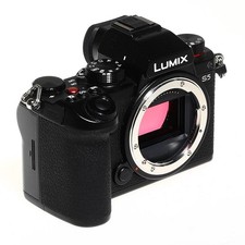 Boîtier Panasonic Lumix DC S5